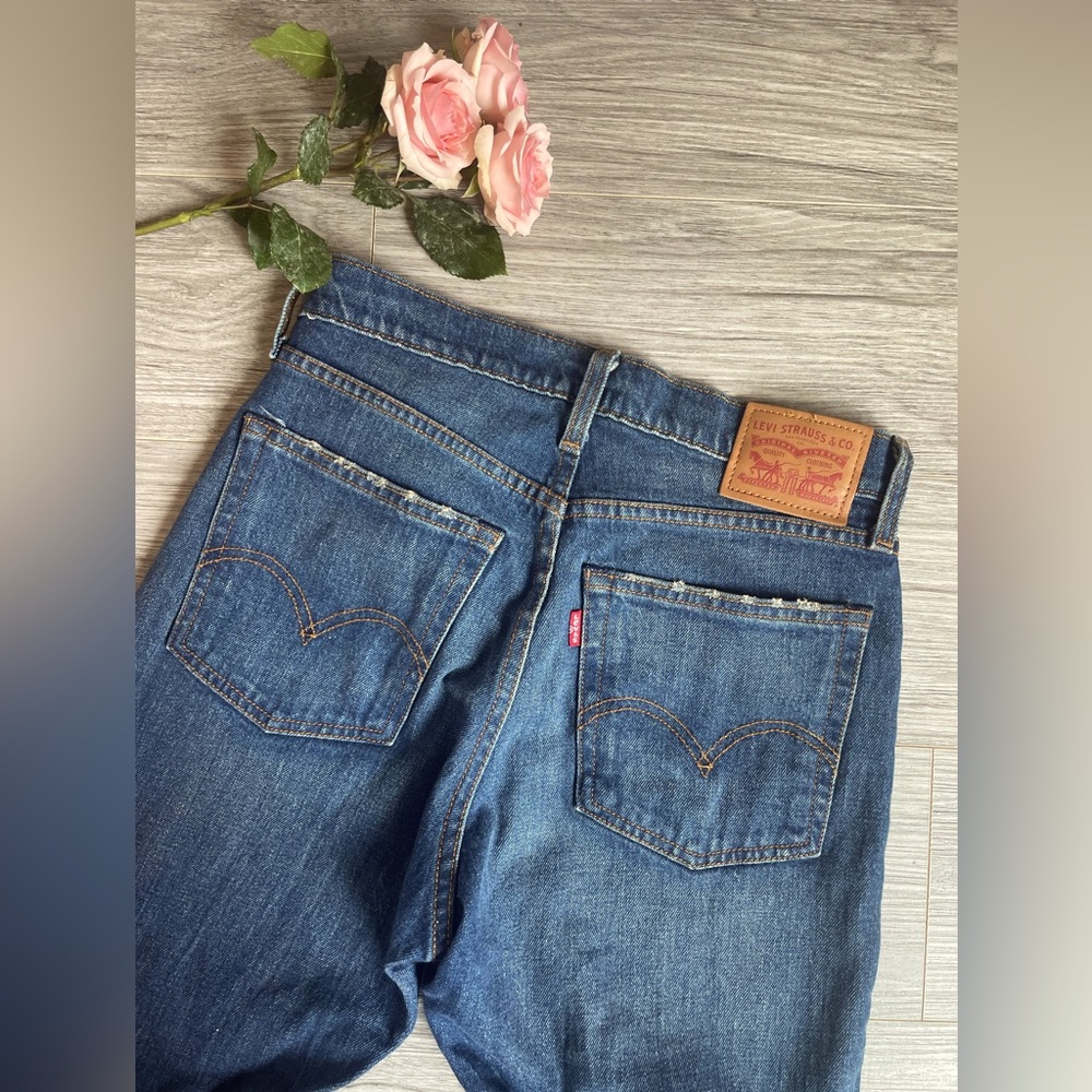 Levi Jeans, size 26